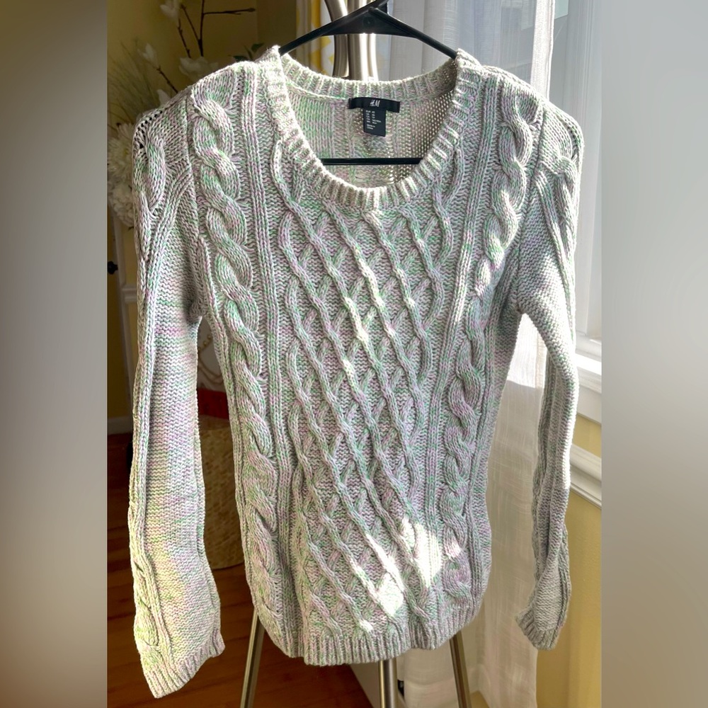 H&M Sweater